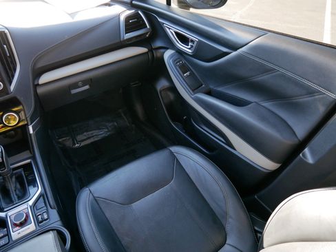 Used 2023 Subaru Forester Limited image 11