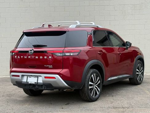 Used 2023 Nissan Pathfinder Platinum AWD/4WD image 10