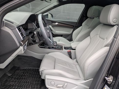 Used 2025 Audi Q5 2.0T Premium Plus w/ Premium Plus Package image 23