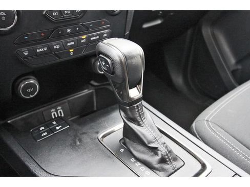 Used 2020 Ford Ranger XLT w/ Equipment Group 301A Mid RWD image 21