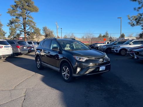 Used 2018 Toyota RAV4 XLE w/ Plus Extra Value Package image 9