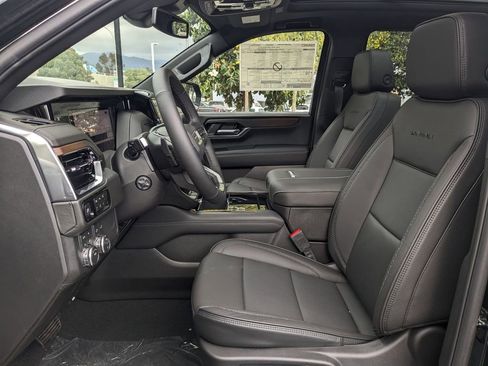 New 2026 GMC Yukon Denali w/ Sun & Power Step Package image 20