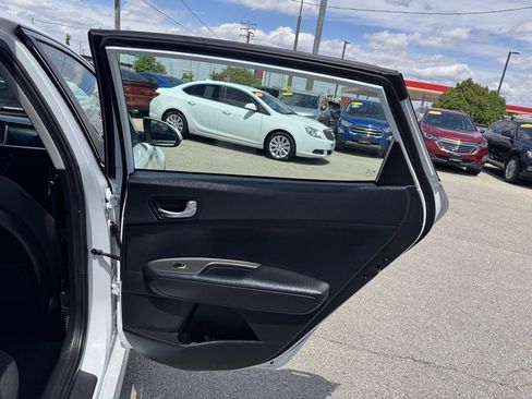 Used 2019 Kia Optima LX FWD image 17