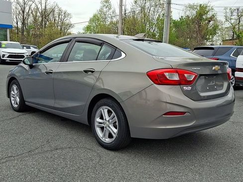 Certified 2017 Chevrolet Cruze LT FWD image 4