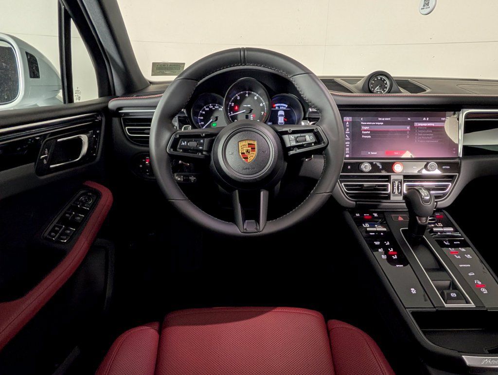 New 2026 Porsche Macan AWD/4WD image 21