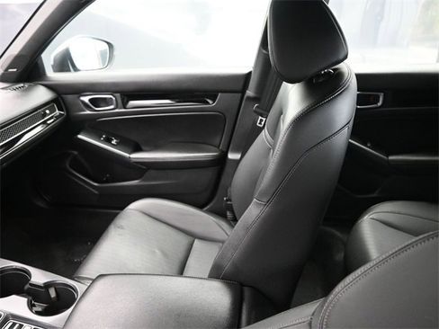 Certified 2022 Honda Civic Sport Touring image 11