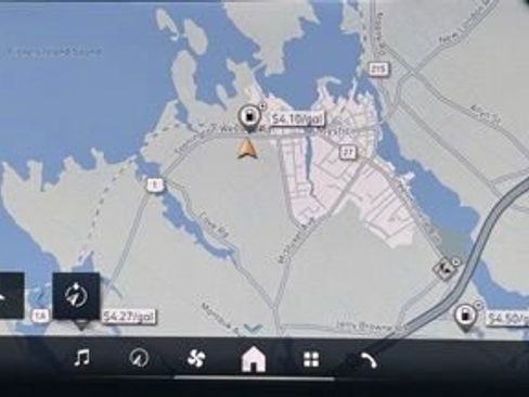 Used 2025 BMW 330i xDrive Sedan w/ M Sport Package image 31