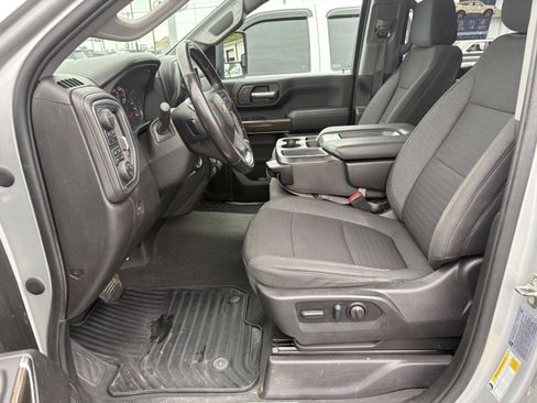 Used 2023 Chevrolet Silverado 2500 LT w/ Convenience Package AWD/4WD image 4