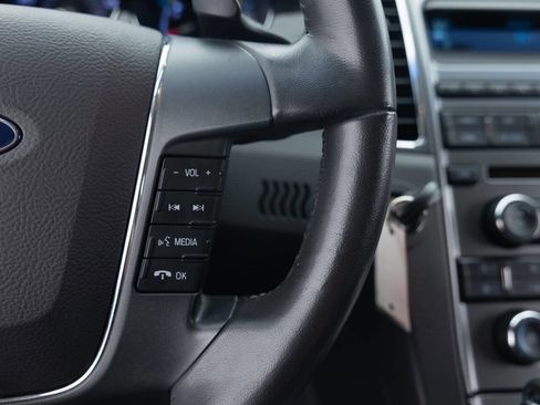 Used 2010 Ford Taurus Limited image 37