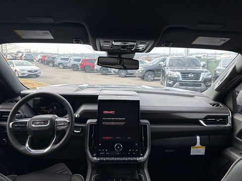 New 2026 GMC Yukon XL Elevation w/ LPO, Elevation Black Package image 25