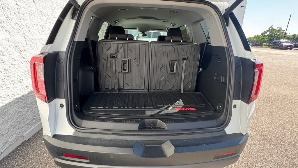 Used 2023 GMC Acadia AT4 w/ Trailering Package AWD/4WD image 6