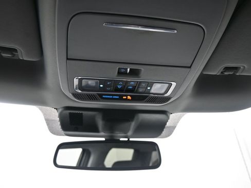 Used 2022 Ford F150 Lariat w/ Equipment Group 502A High image 36