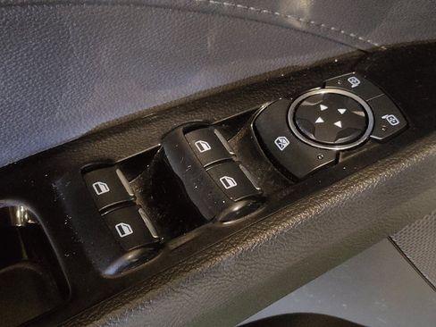 Used 2014 Ford Fusion Titanium image 27