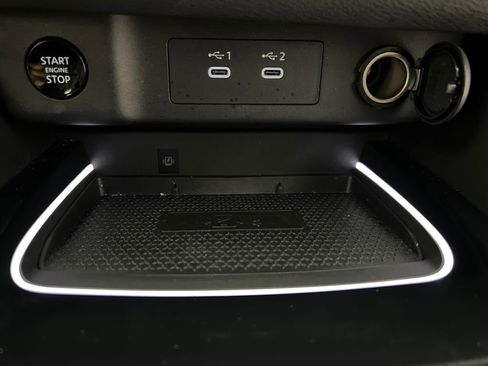 Used 2025 Nissan Rogue SL FWD image 46