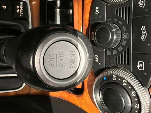 Used 2006 Mercedes-Benz SL 65 AMG image 25