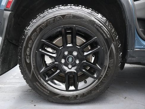 Used 2024 Land Rover Defender 110 S AWD/4WD image 32