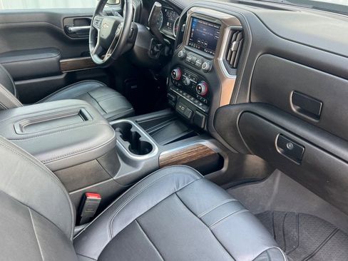 Used 2022 Chevrolet Silverado 1500 High Country AWD/4WD image 12
