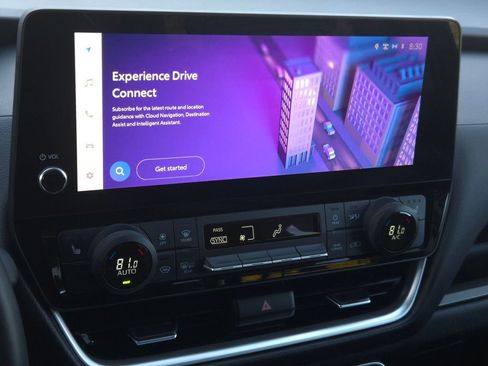 Used 2025 Toyota Grand Highlander AWD image 15