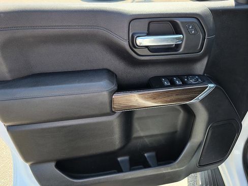Used 2019 Chevrolet Silverado 1500 LT w/ All-Star Edition AWD/4WD image 9