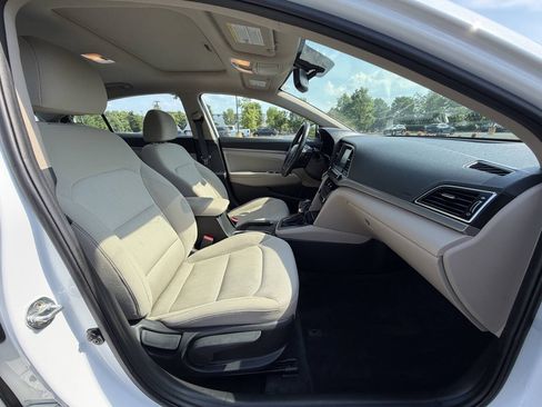 Used 2017 Hyundai Elantra Value Edition FWD image 16