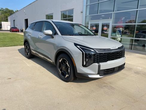 New 2026 Kia Sportage EX FWD image 1