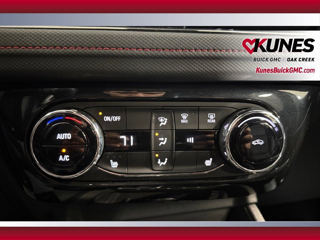 Used 2024 Chevrolet TrailBlazer RS w/ Convenience Package FWD image 28