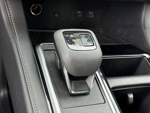 Certified 2023 Nissan Pathfinder SL w/ SL Premium Package FWD image 39