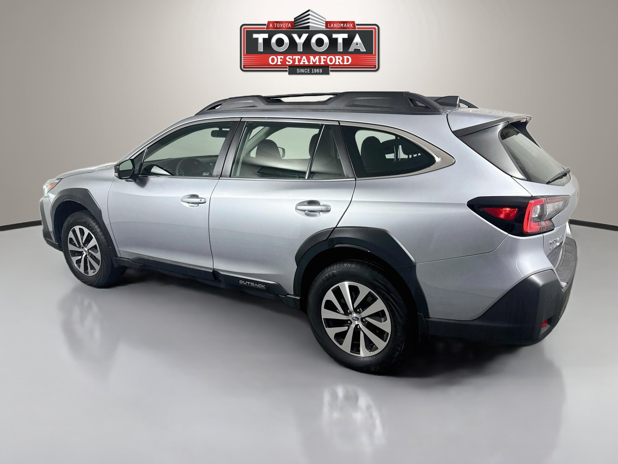 Used 2024 Subaru Outback AWD/4WD image 5