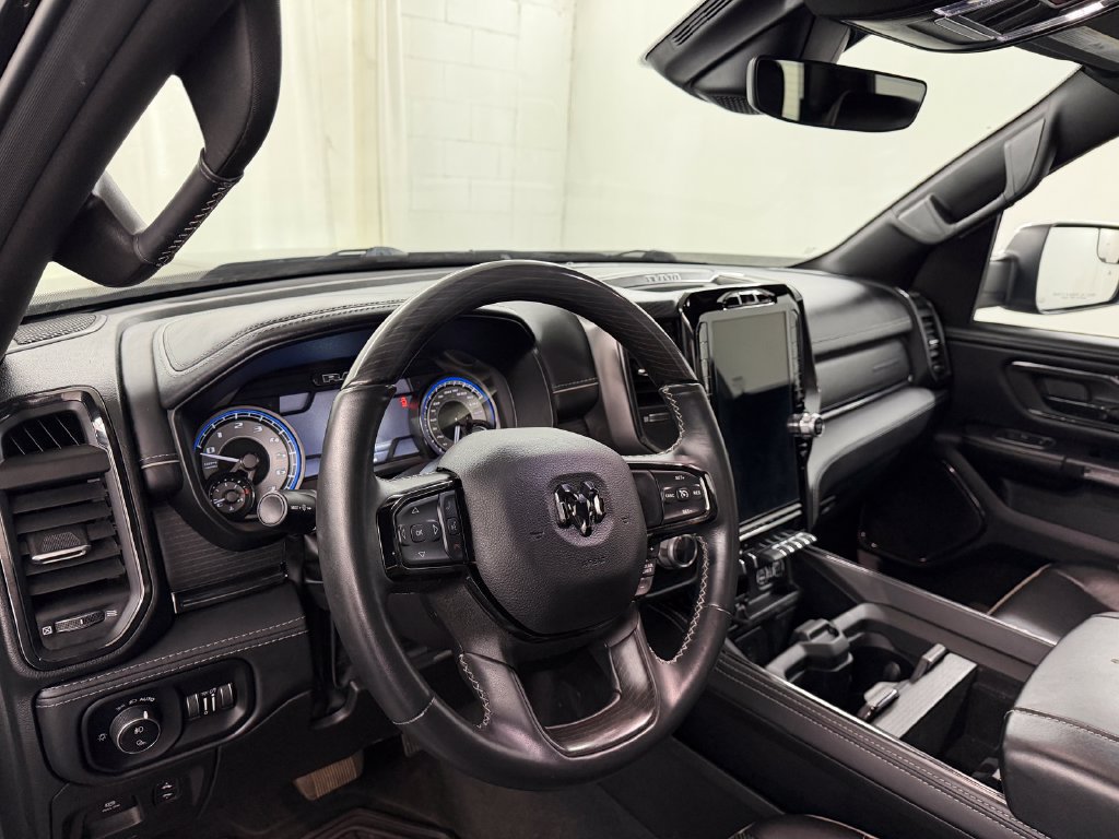 Used 2022 RAM 1500 Limited w/ Body-Colour Bumper Group AWD/4WD image 14