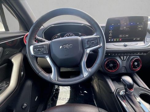 Used 2023 Chevrolet Blazer RS FWD image 7