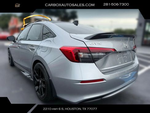 Used 2022 Honda Civic Sport image 3