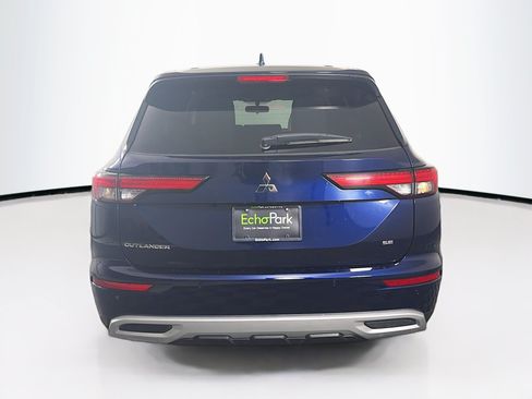 Used 2024 Mitsubishi Outlander SE FWD image 7