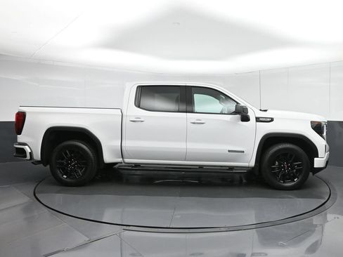 Used 2022 GMC Sierra 1500 Elevation w/ Preferred Package AWD/4WD image 8
