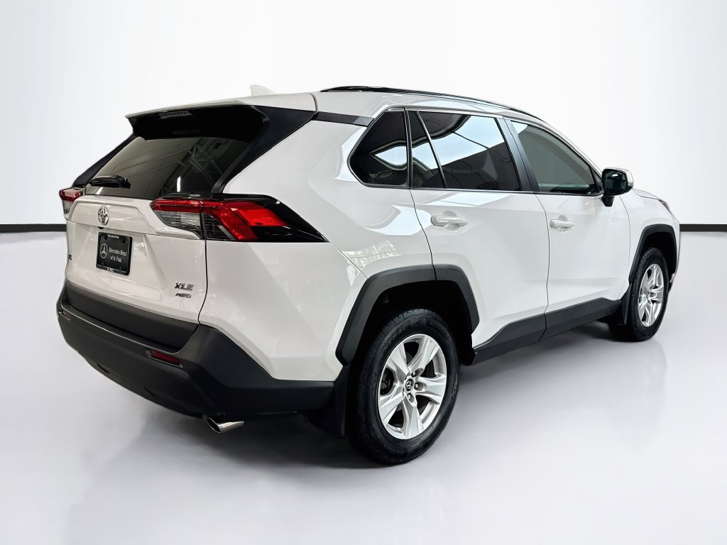 Used 2020 Toyota RAV4 XLE w/ XLE Grade Weather Package AWD/4WD image 5