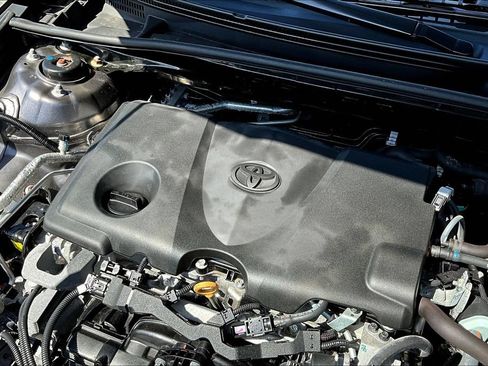 Used 2024 Toyota Camry SE FWD image 30