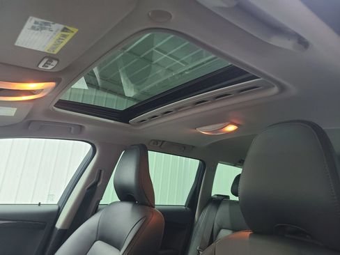 Used 2016 Volvo XC70 T5 Premier w/ Proximity Package AWD/4WD image 20