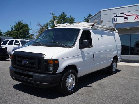 Used 2011 Ford E-250 and Econoline 250 w/ PWR Group RWD image 1