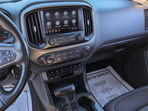 Used 2021 Chevrolet Colorado Z71 w/ Z71 Midnight Edition image 24