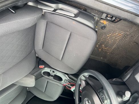 Used 2024 Toyota Corolla LE image 13