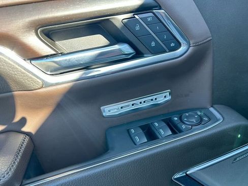 Used 2024 GMC Sierra 1500 Denali w/ Denali Reserve Package image 17