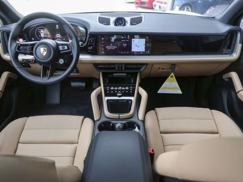 New 2026 Porsche Cayenne AWD/4WD image 33