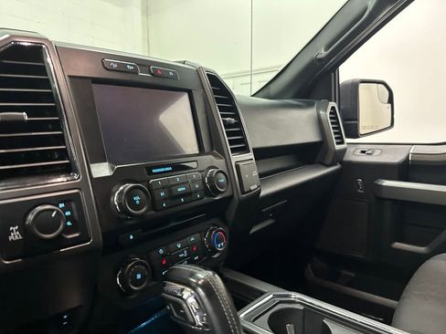 Used 2018 Ford F150 XLT w/ Equipment Group 302A Luxury AWD/4WD image 30