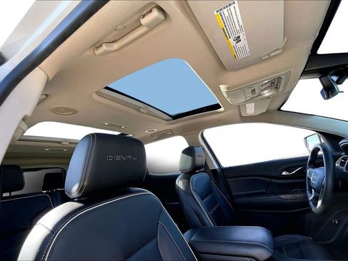 Used 2020 GMC Acadia Denali w/ Technology Package image 27