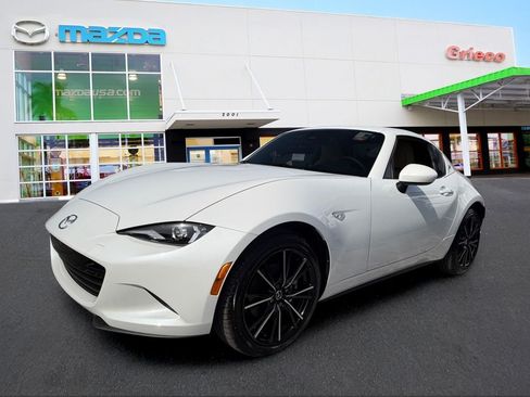 New 2026 MAZDA MX-5 Miata RF Grand Touring RWD image 3