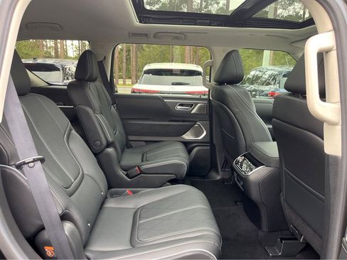 Certified 2025 INFINITI QX80 Sensory AWD/4WD image 23