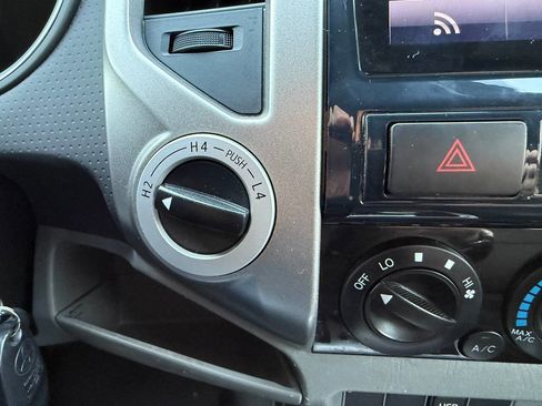 Used 2014 Toyota Tacoma 4x4 Double Cab w/ SR5 Package image 93