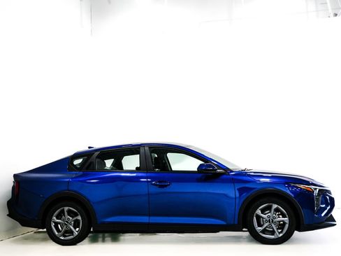 Used 2025 Kia K4 FWD image 4