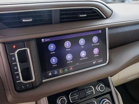 Used 2021 GMC Yukon Denali image 16