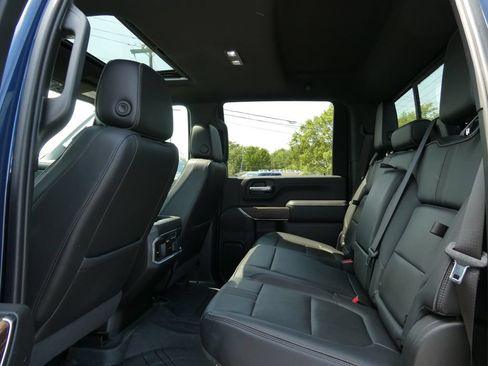 Certified 2022 Chevrolet Silverado 2500 High Country w/ Z71 Off-Road Package AWD/4WD image 17