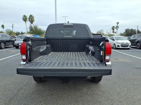 Used 2021 Toyota Tacoma SR5 image 9